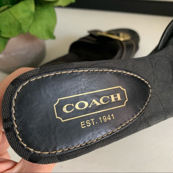 ❤️COACH❤️Greta Fabric Logo Wedges❤️Brass Hardware Buckle Design - Picture 4 of 7